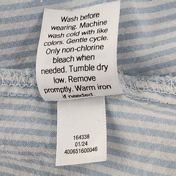 Croft & Barrow Women's Blue and White Striped Cotton Button Blouse Size Medium - Picture 9 of 9